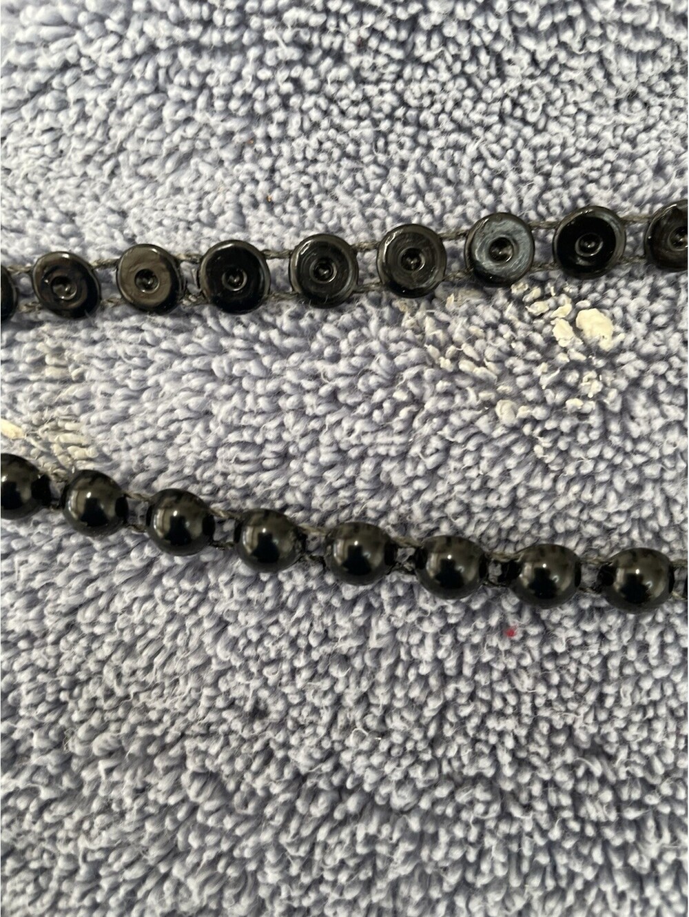 Vintage Flat Bead Garland - Picture 3 of 6